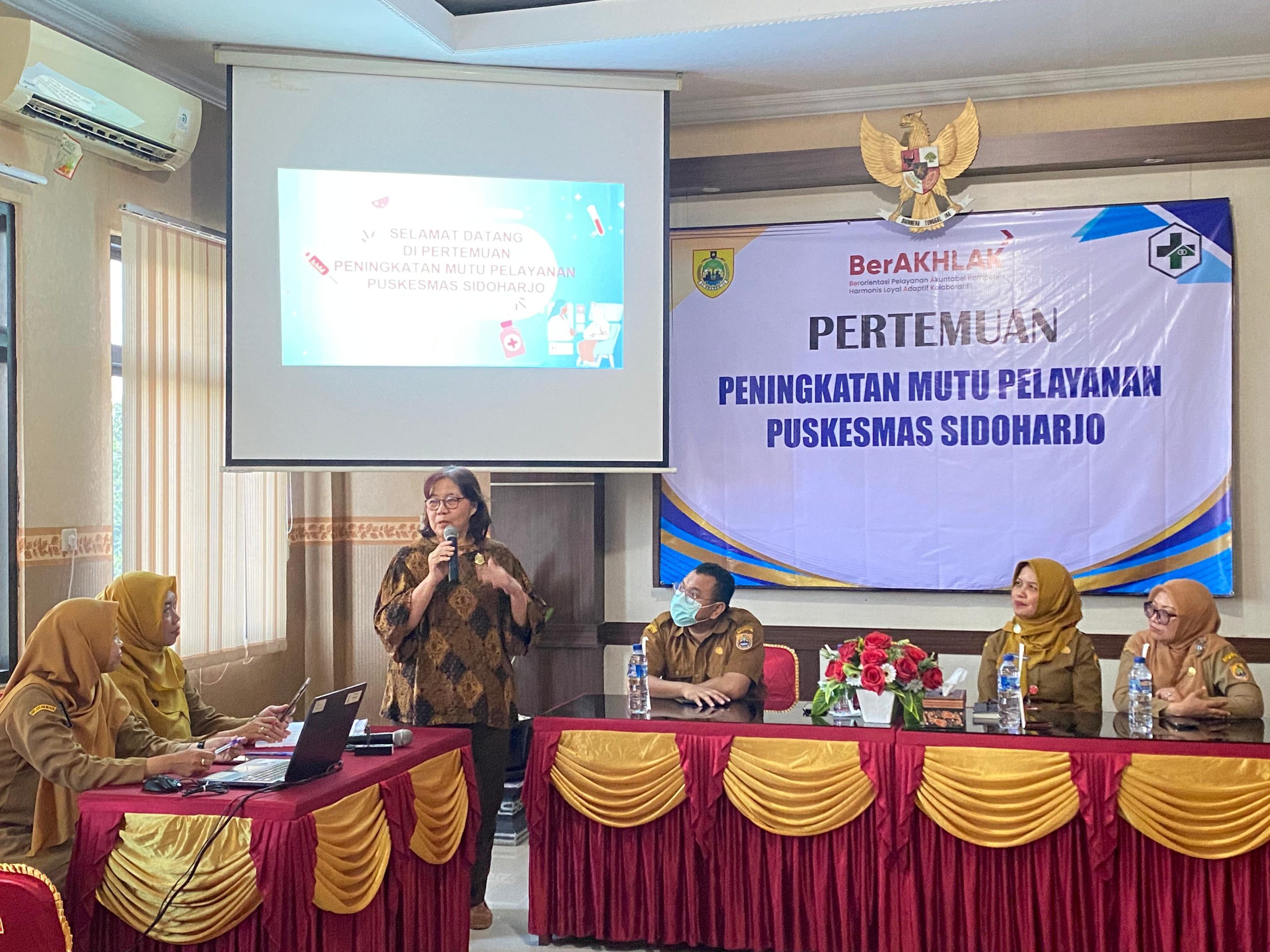 Puskesmas Sidoharjo Sragen Tingkatkan Mutu Pelayanan Kesehatan Masyarakat, Anggota Komisi IV, Ir. Naniek Budhidarmawati menekankan pentingnya 5 dimensi pelayanan