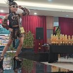 Unna Mikaya Khaira Lubna Tampil Memukau dalam Lomba Fashion Show Batik Trendi Luwes Kestalan Solo